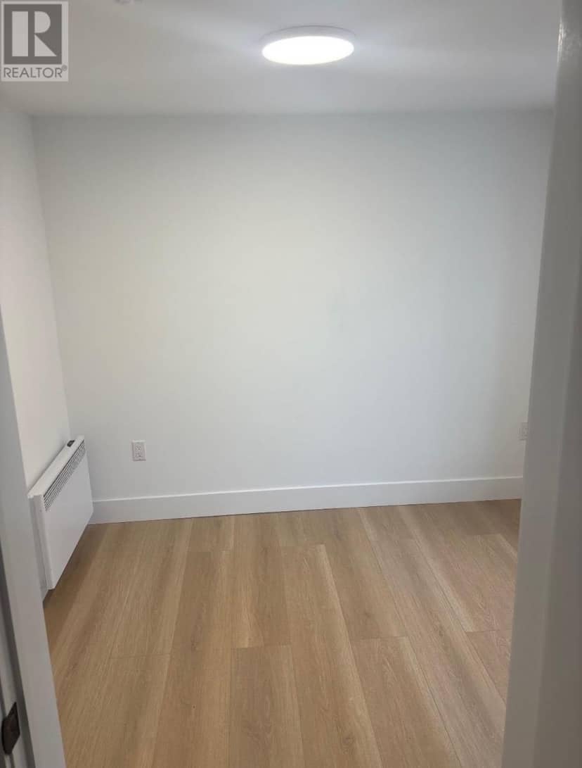 314-316 Richmond Street — photo 3 of 9