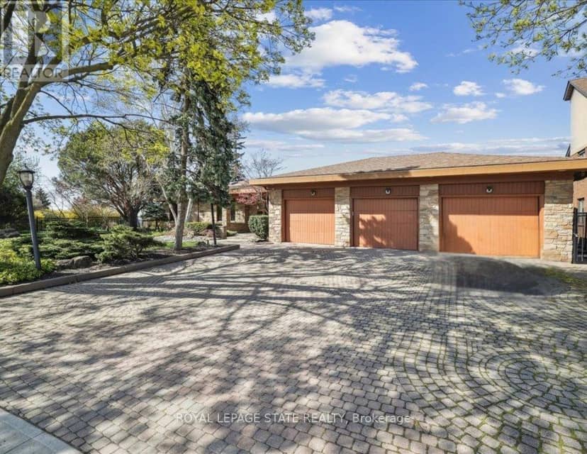 7 Lakegate Drive — photo 7 of 40