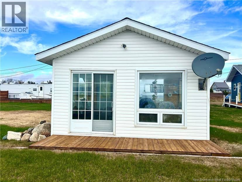 16 du Campeur, Chiasson Office, photo 8