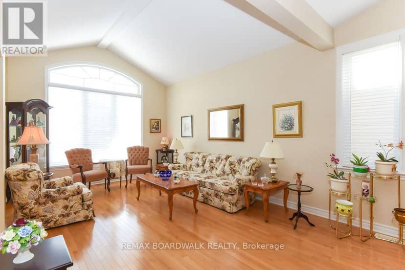 1861 Mickelberry Crescent, Ottawa, photo 6