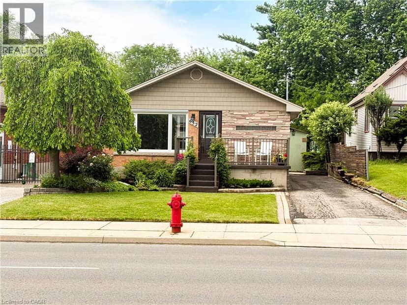 652 UPPER WENTWORTH Street — photo 1 of 16