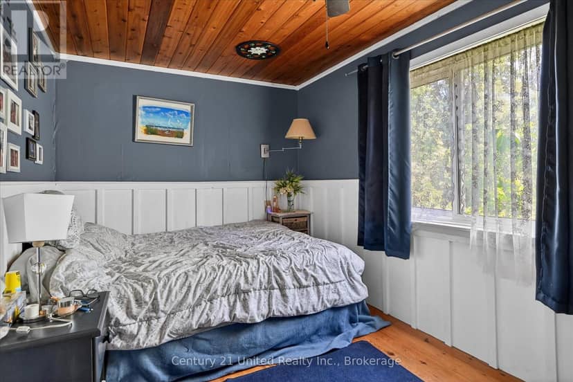 90 Bowen Road — photo 18 of 40