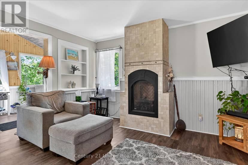 90 Bowen Road — photo 9 of 40