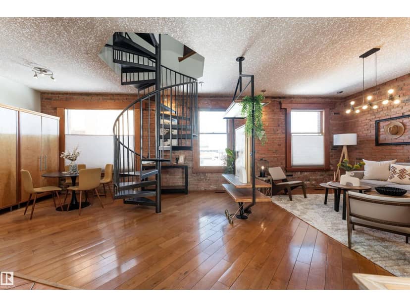 #301 10141 95 ST NW, Edmonton, photo 2