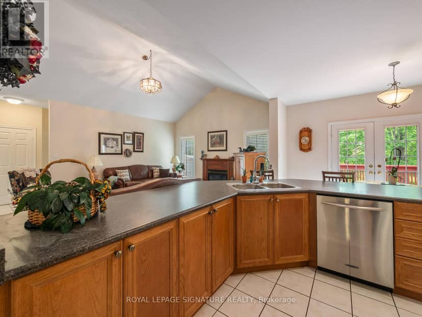 85 Ferncroft Drive — photo 16 of 40