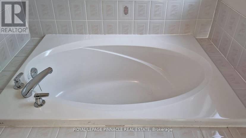 7254 Dime Crescent — photo 30 of 40