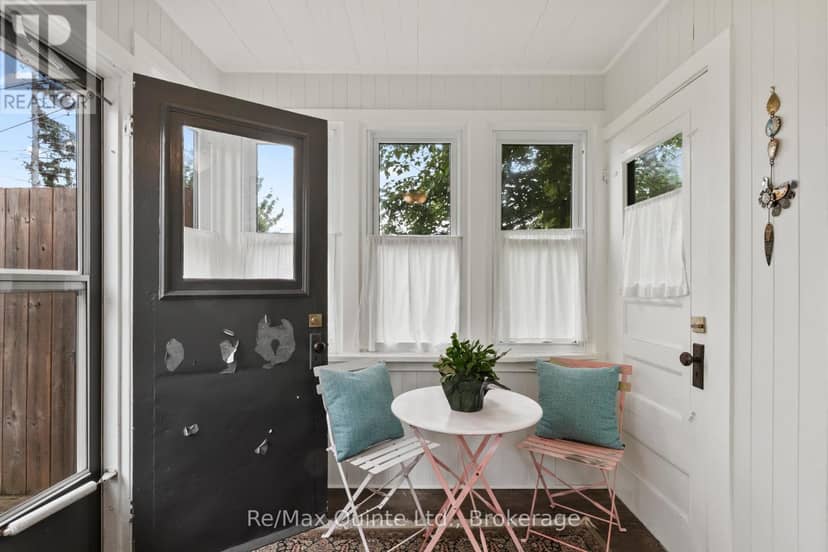 31 Young Street — photo 28 of 39