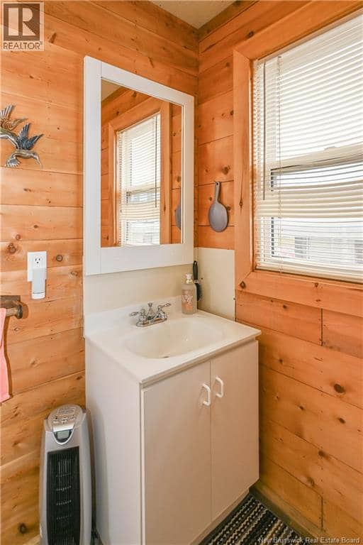 270 des Chalets Road — photo 25 of 40
