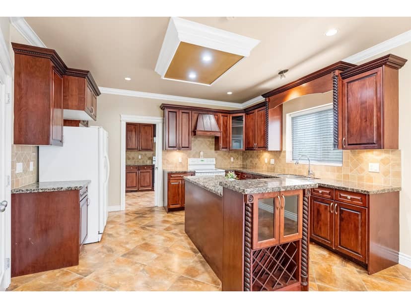 7161 151 STREET, Surrey, photo 2