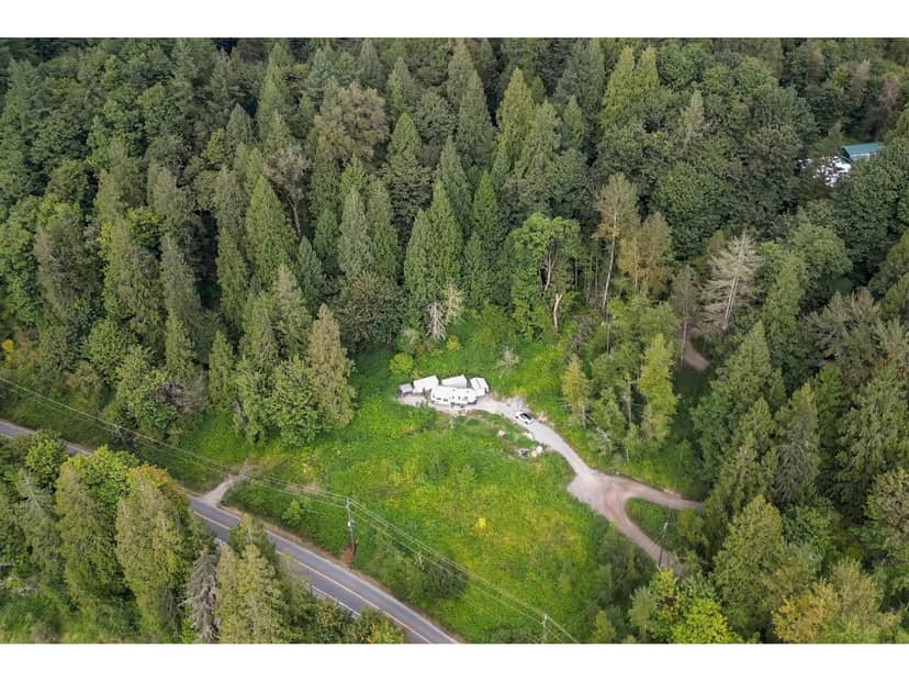 10388 HAYWARD STREET, Mission, photo 2