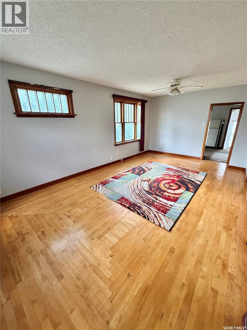 175 5th AVENUE NW, Swift Current, photo 3