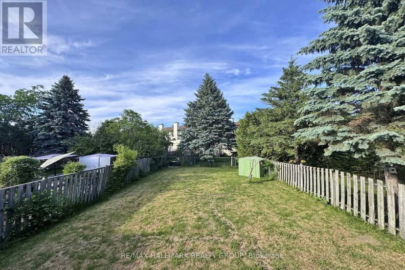 13 Coolspring Crescent — photo 22 of 23