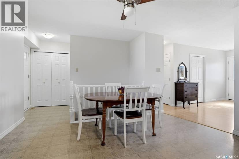 327 Coteau STREET — photo 12 of 40