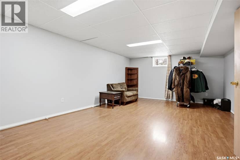 327 Coteau STREET — photo 24 of 40