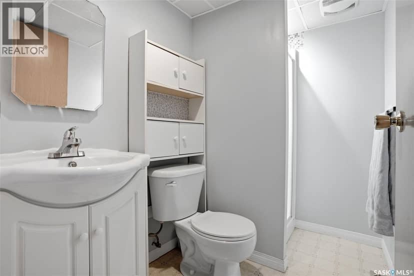 327 Coteau STREET — photo 27 of 40