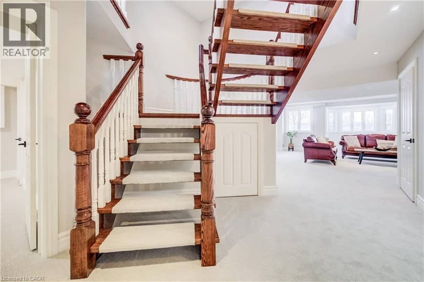 38 DEER RIDGE Crescent — photo 19 of 31