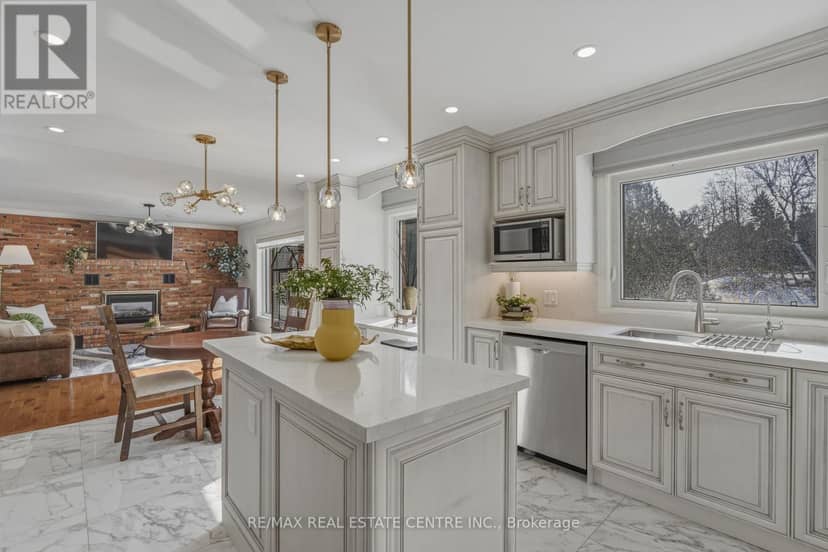 6 Iris Court — photo 20 of 40