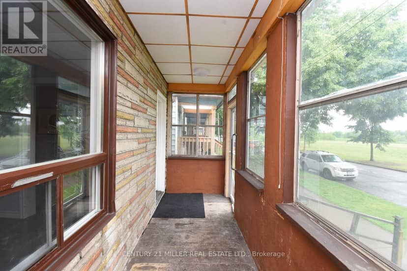 86 Mars Avenue — photo 3 of 38