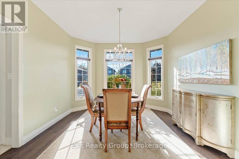 14 Cavendish Drive — photo 6 of 40
