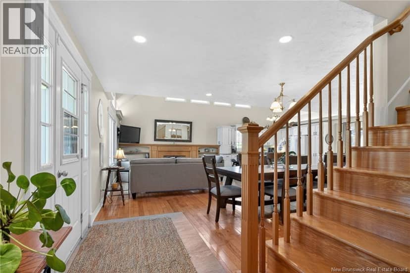18 Jimarie Lane — photo 5 of 40