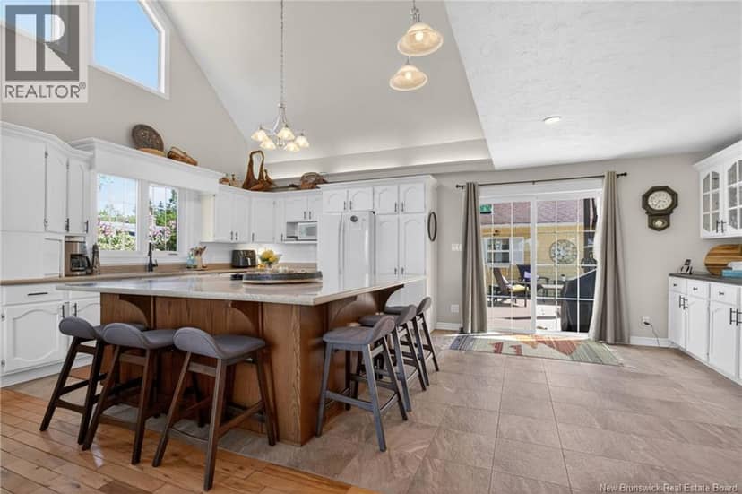 18 Jimarie Lane — photo 6 of 40