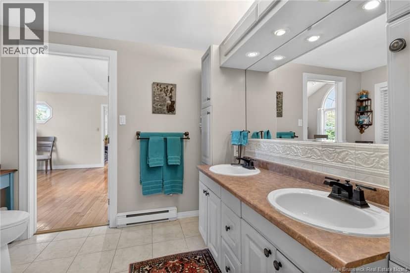18 Jimarie Lane — photo 22 of 40