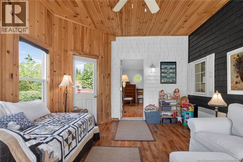 18 Jimarie Lane — photo 23 of 40