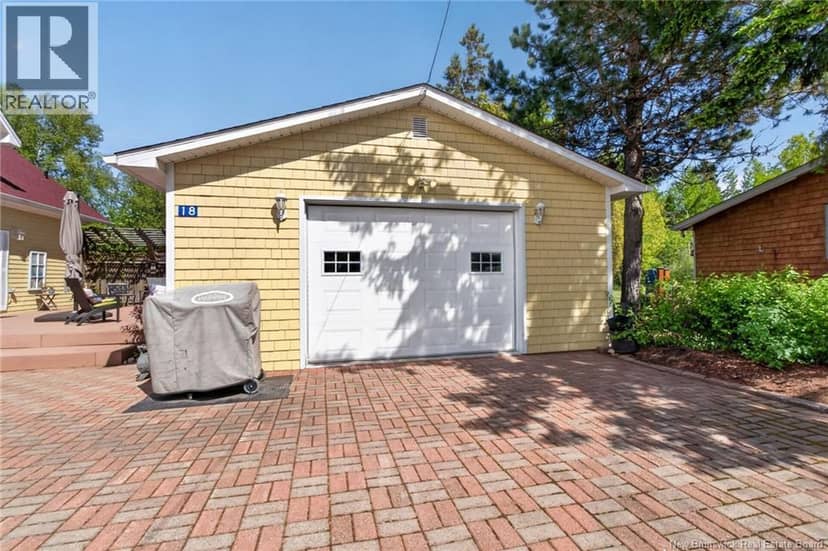 18 Jimarie Lane — photo 34 of 40