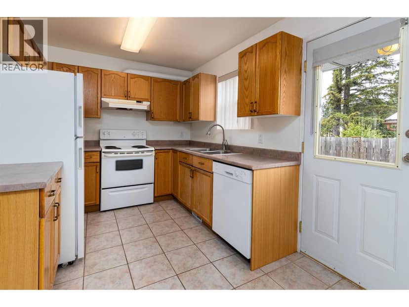 101 4822 LAZELLE AVENUE, Terrace, photo 6