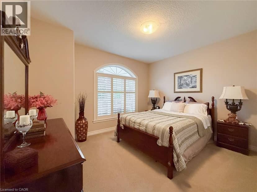 69 TAN Avenue — photo 26 of 40