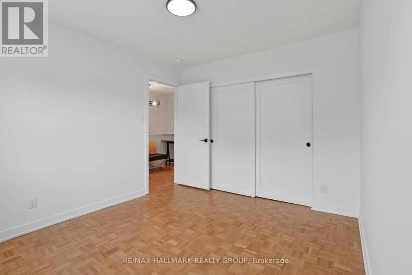 42 - 660 Hochelaga Street — photo 25 of 37