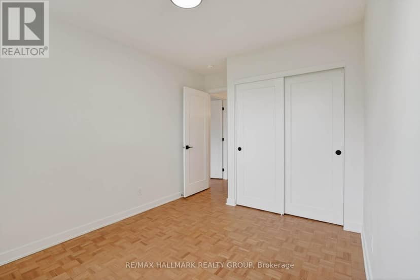 42 - 660 Hochelaga Street — photo 27 of 37