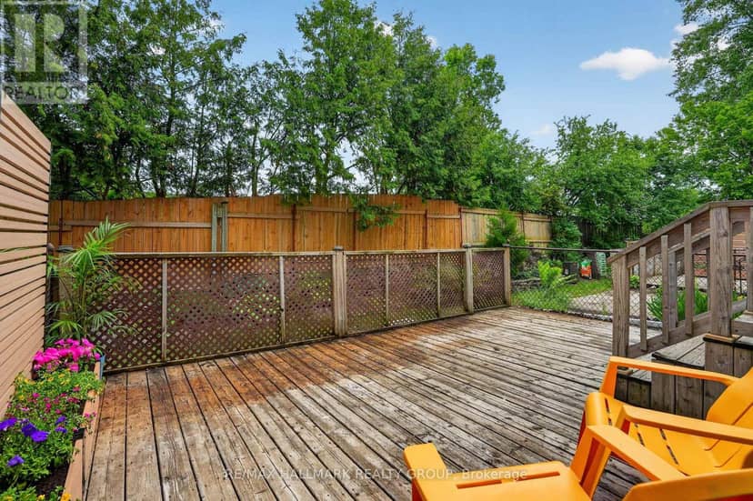 42 - 660 Hochelaga Street — photo 36 of 37