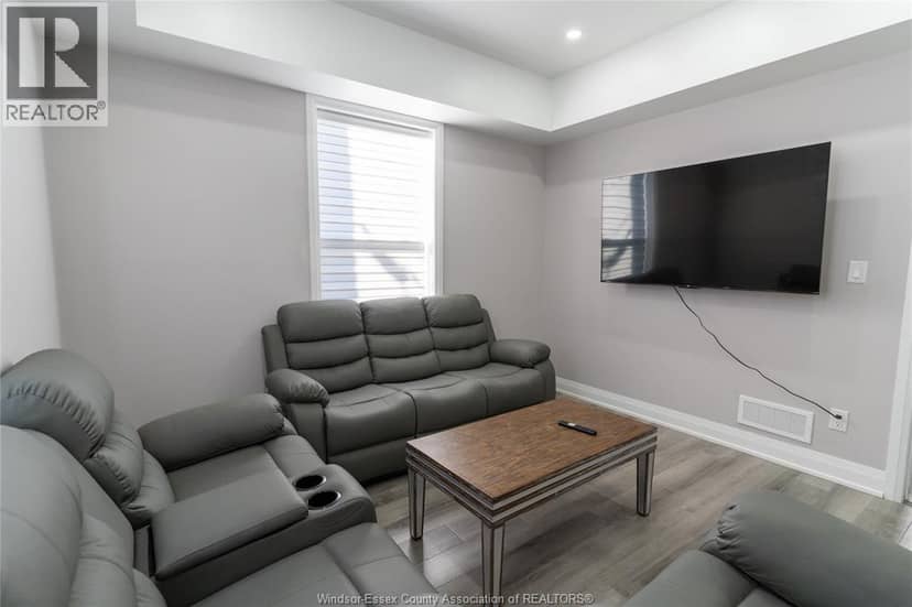 765 Dougall Avenue — photo 9 of 35