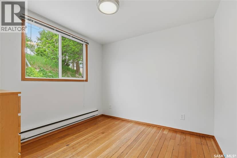 157 Lakeshore DRIVE — photo 5 of 33
