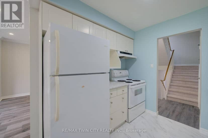 4 - 417 Keats Way — photo 16 of 40