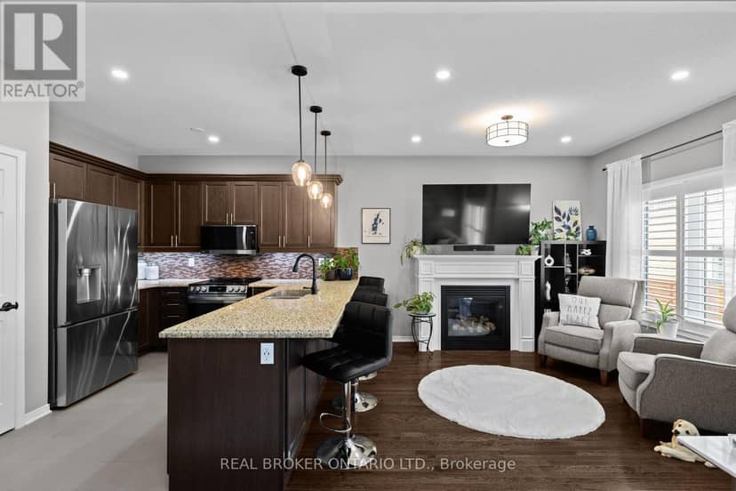 3321 Beach Club Boulevard — photo 15 of 40