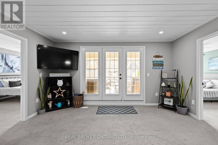 3321 Beach Club Boulevard — photo 29 of 40