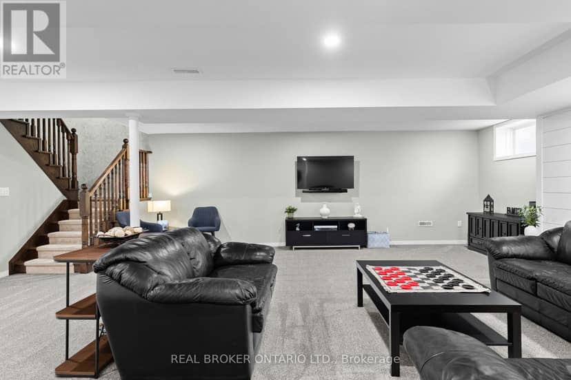 3321 Beach Club Boulevard — photo 36 of 40