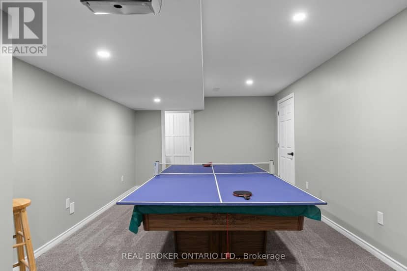 3321 Beach Club Boulevard — photo 38 of 40