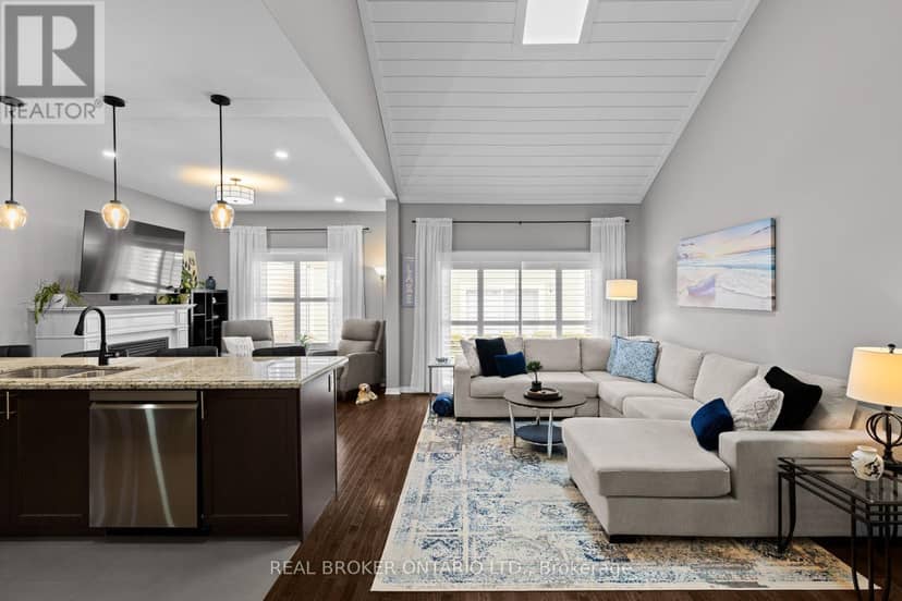 3321 Beach Club Boulevard — photo 8 of 40