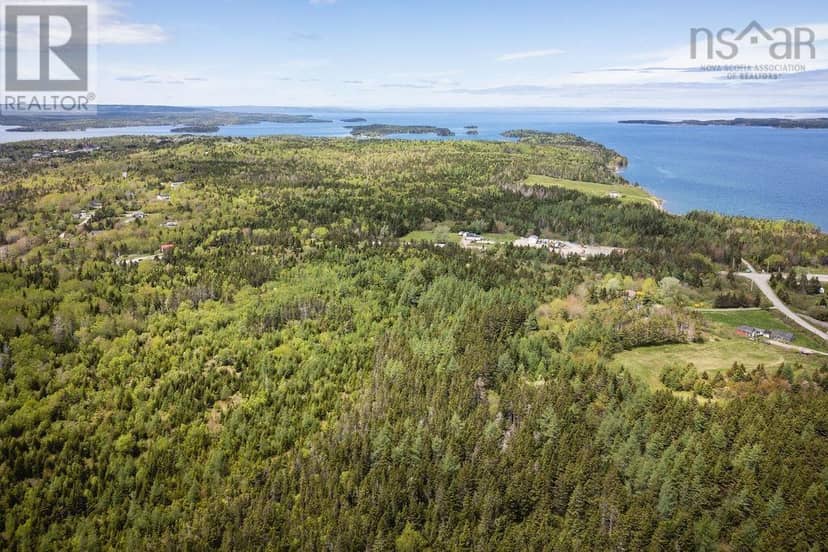 Soldiers Cove Road, Soldiers Cove, photo 3