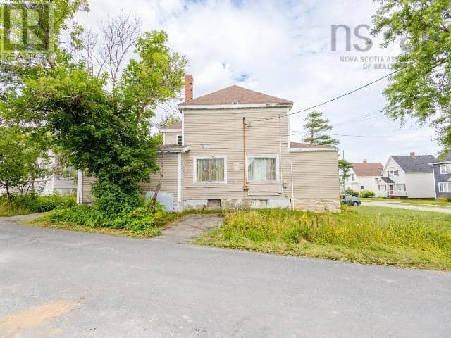 324 York Street — photo 36 of 40