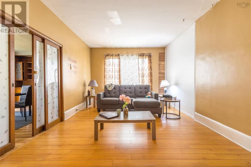 324 York Street, Glace Bay, photo 5