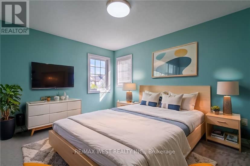 69 Kidd Crescent — photo 6 of 10