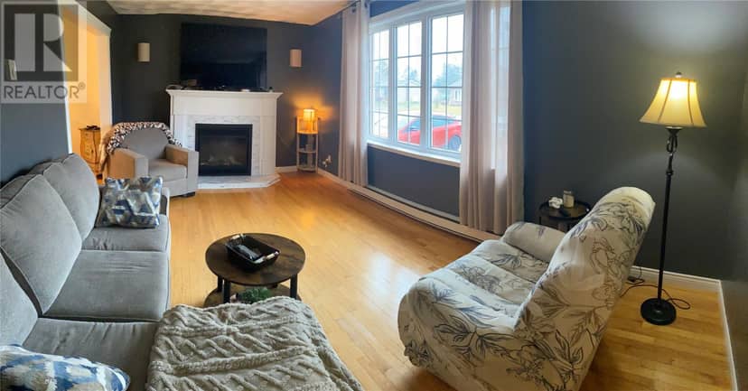 47 Lakeview Drive — photo 17 of 40