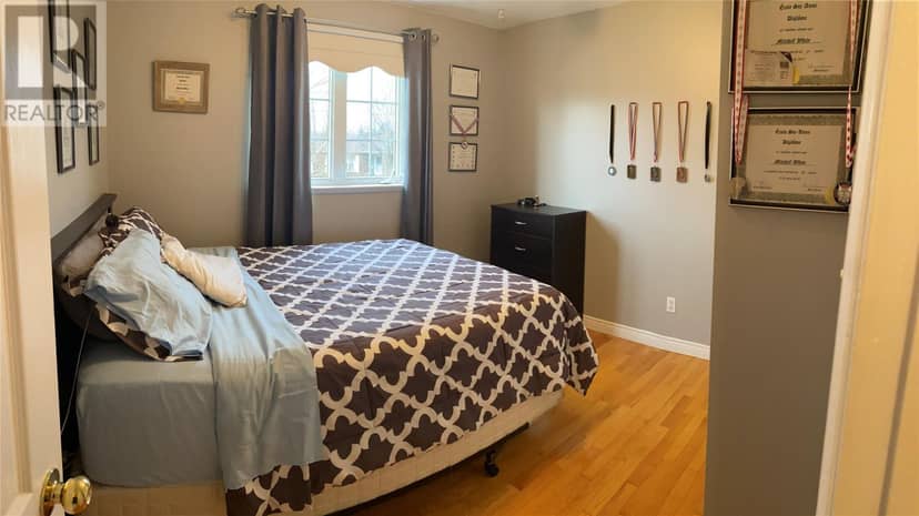 47 Lakeview Drive — photo 32 of 40