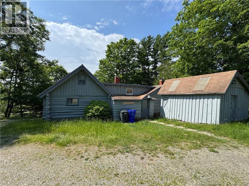 35 Hills Road — photo 15 of 24