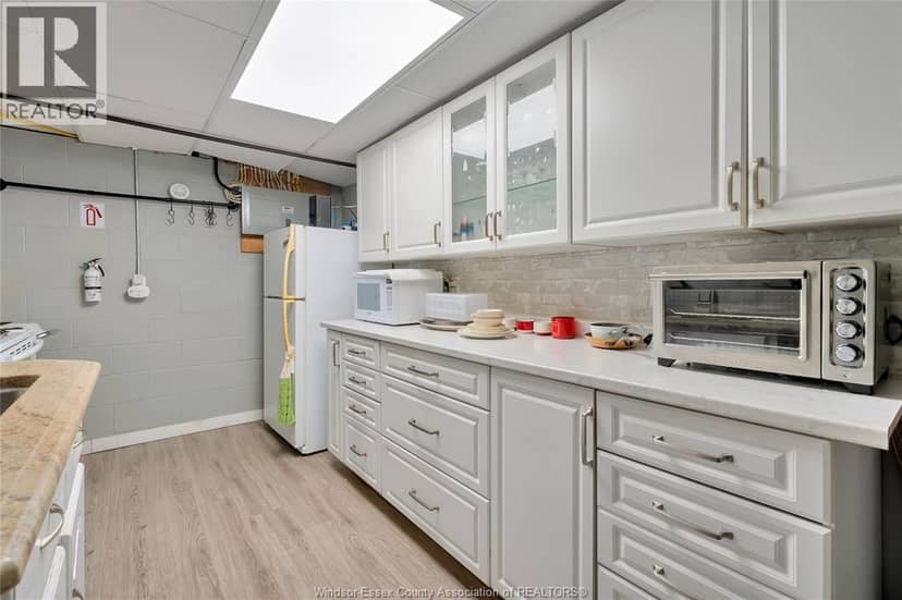 1626 Talbot Road — photo 27 of 35