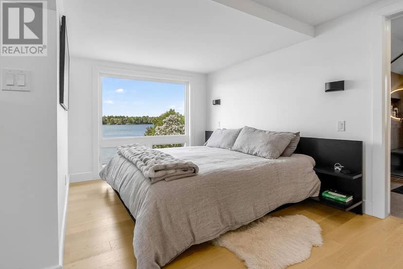 1305 North Shore Drive — photo 21 of 40